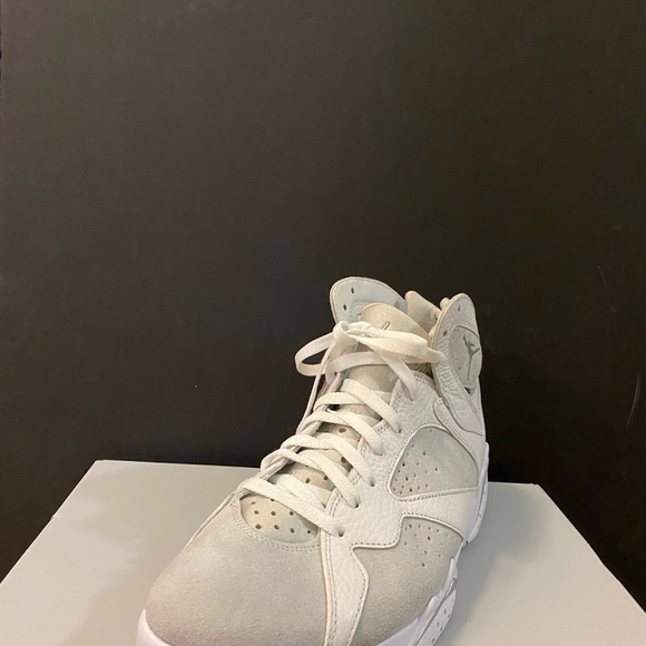 Jordan 7 - Picture 2 of 5